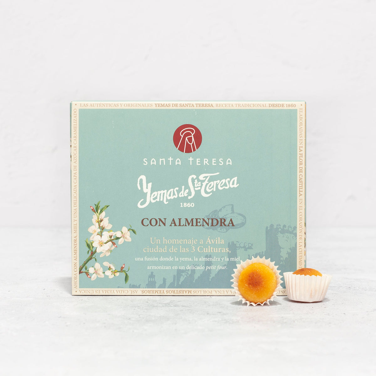 Yemas De Santa Teresa Con Almendra 140g_0