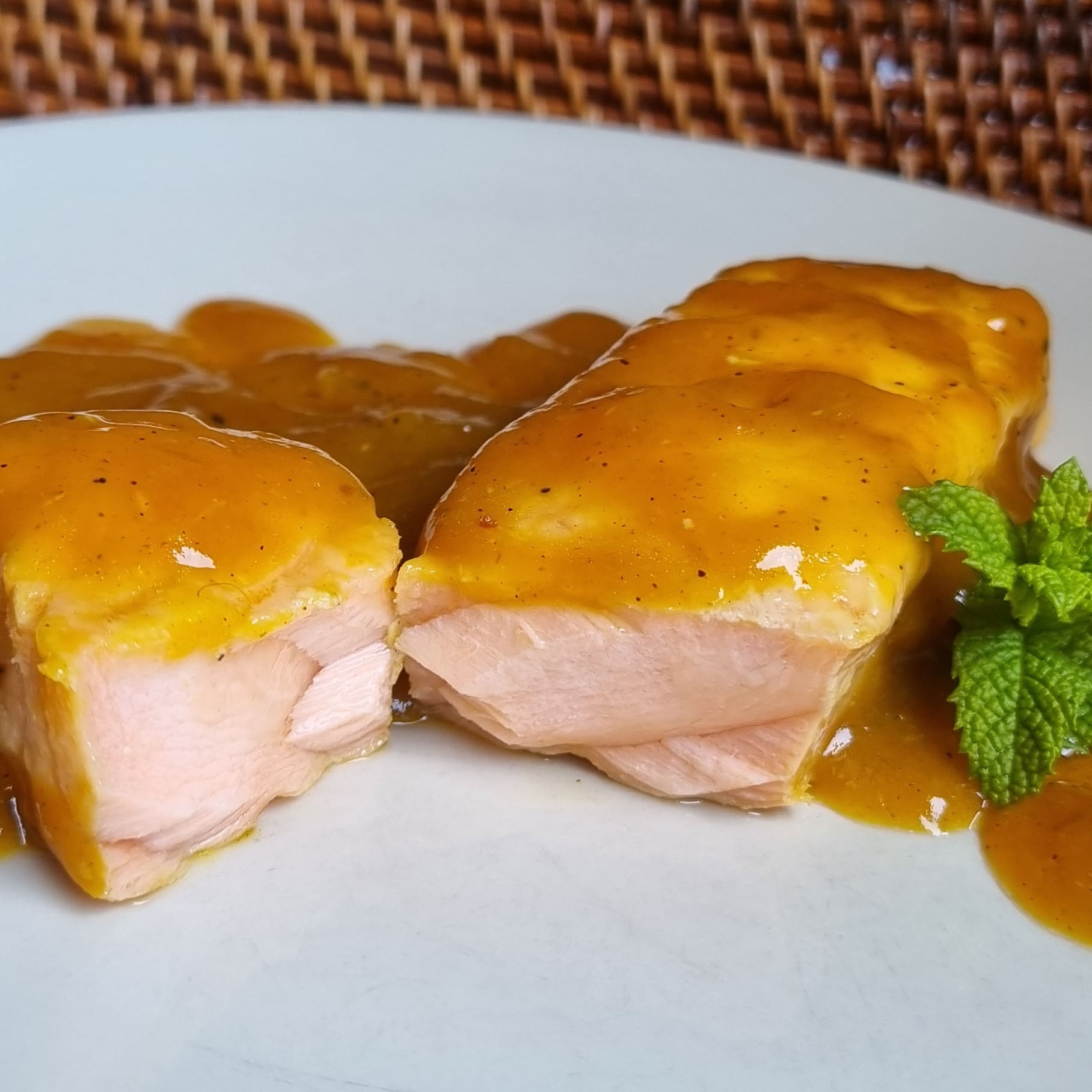 Salmón En Mango Tropical Especiado_0