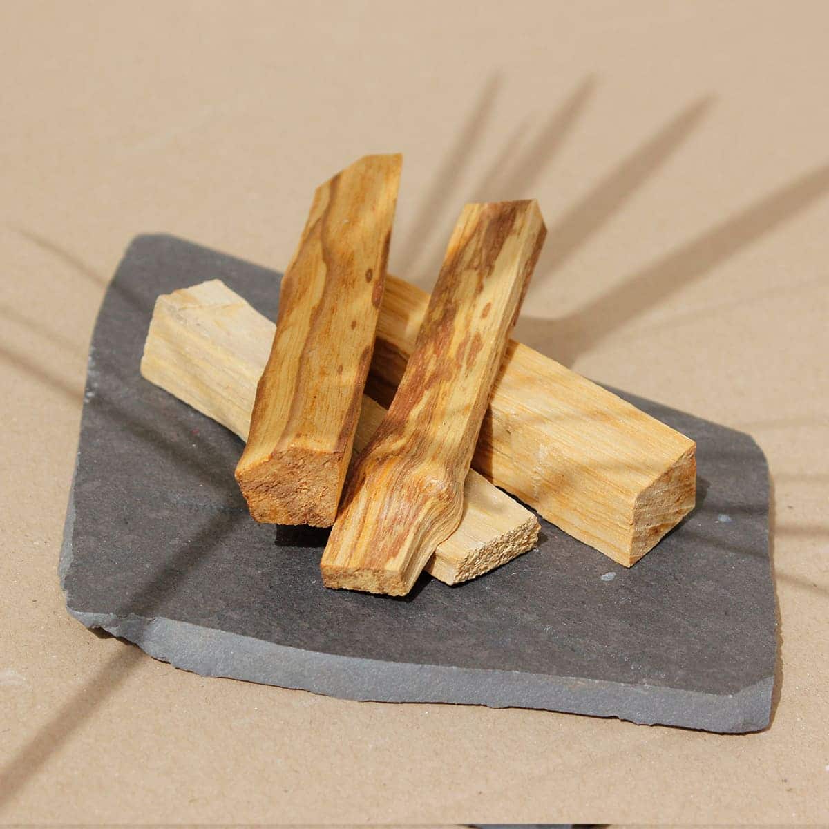 Palo Santo Natural SYS Aromas 100 g | Madera Aromática 100% Natural y Certificada | Para Sahumar y Aromatizar_1
