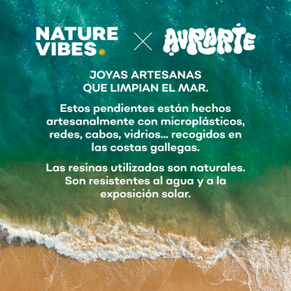 Pendientes de Aro Esteiro – Vidrio de Mar y Microplástico Reciclado de Galicia - Nature Vibes_5
