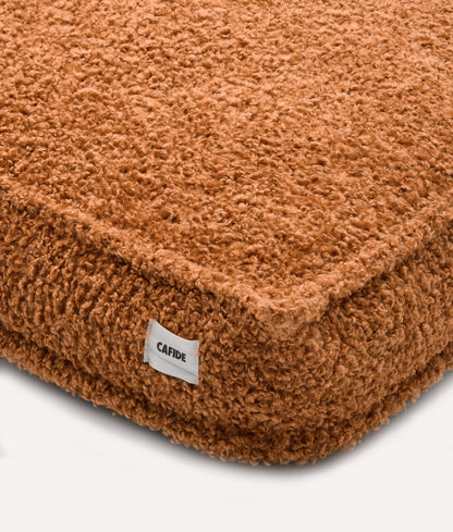 Cafide Cama De Material Reciclado Para Perro Con Tejido Estilo Borreguito Mostaza. Modelo Cuadra._1