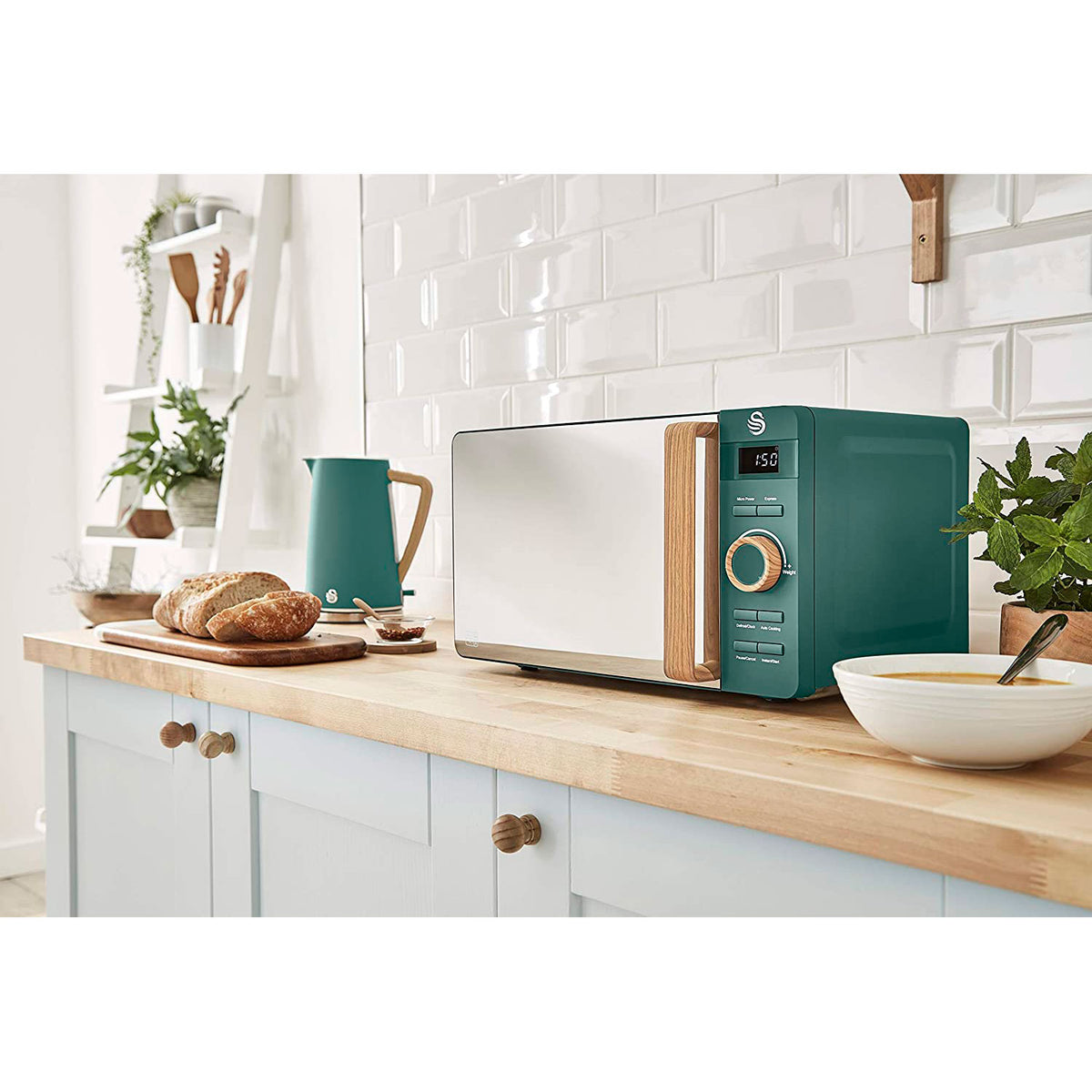 Swan Nordic Set Desayuno, Hervidor Agua 1,7l, Tostadora 2 Rebanadas, Microondas 20l Digital, Strp1060greneu, Verde_4