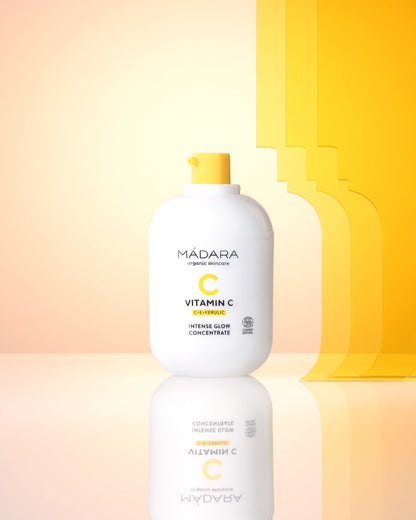 Vitamina C Concentrado de brillo intenso Mádara 30ml