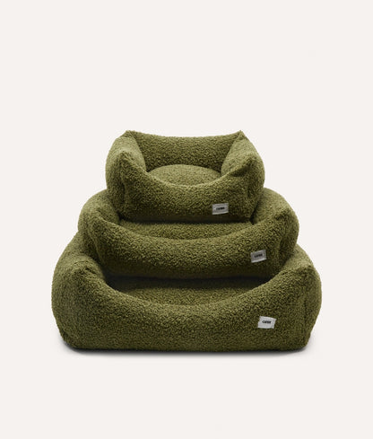 Cafide Cama De Material Reciclado Para Perro Con Tejido Estilo Borreguito Verde. Modelo Snozy._4