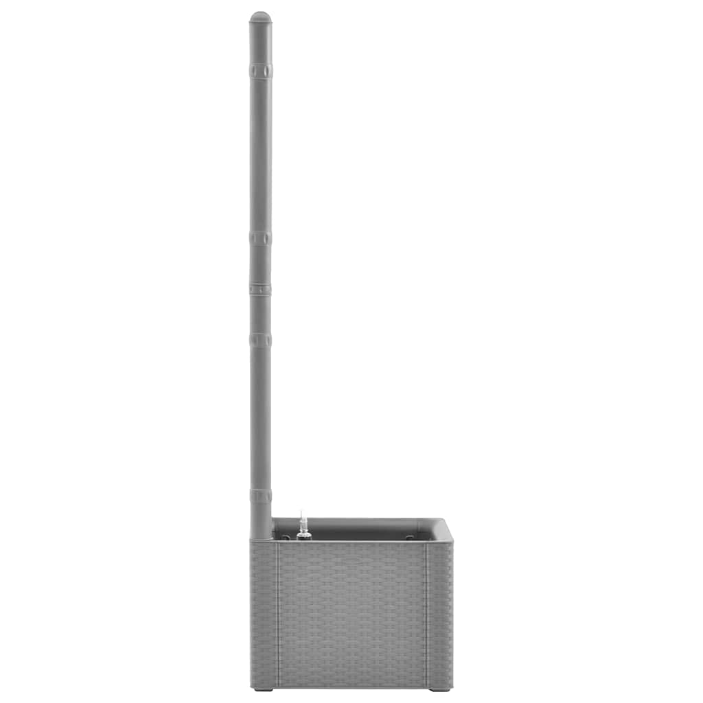 Arriate Con Enrejado Y Sistema De Riego Automático Gris_3