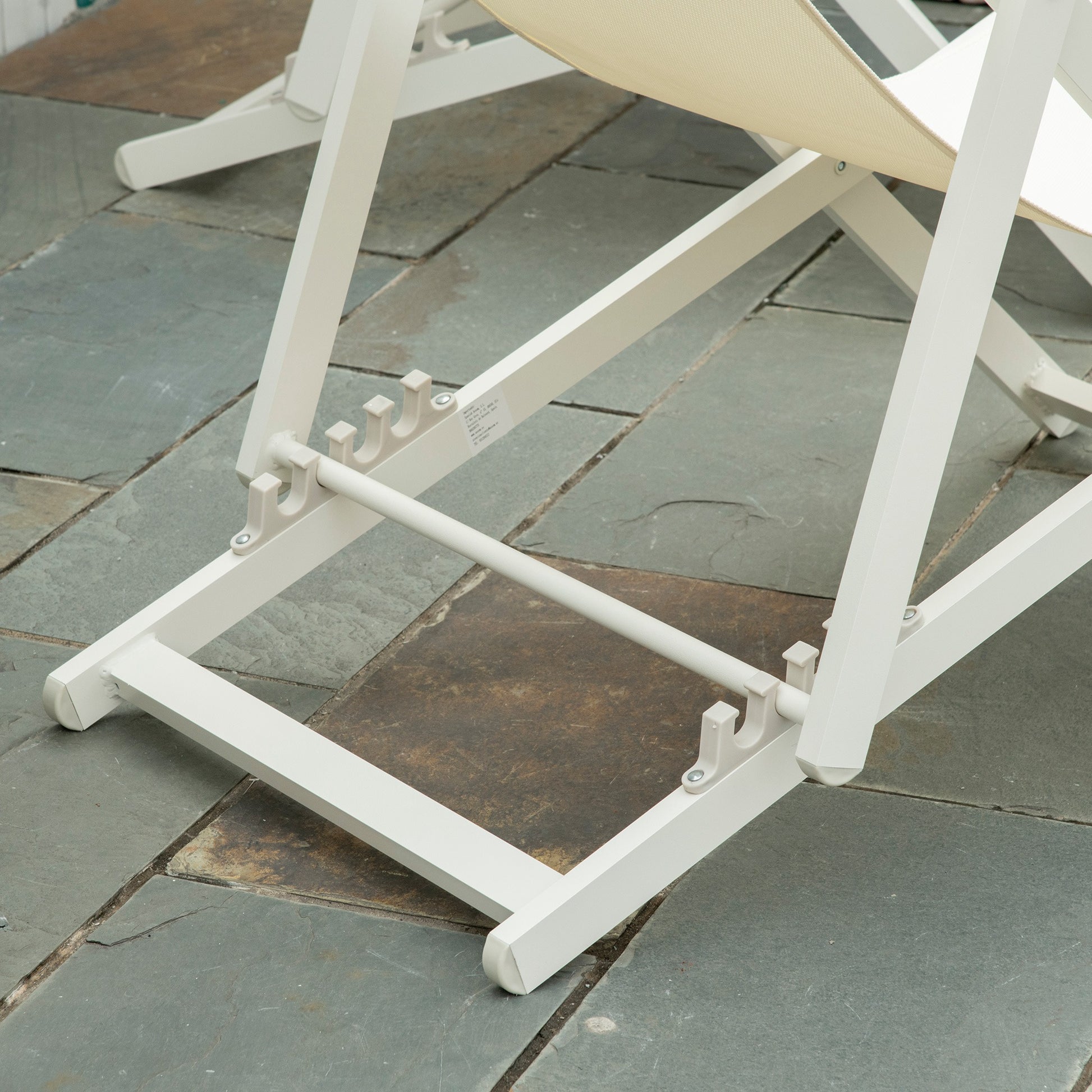 Outsunny Conjunto De 2 Tumbonas Plegables De Aluminio 60x100x85 Cm Blanco_4