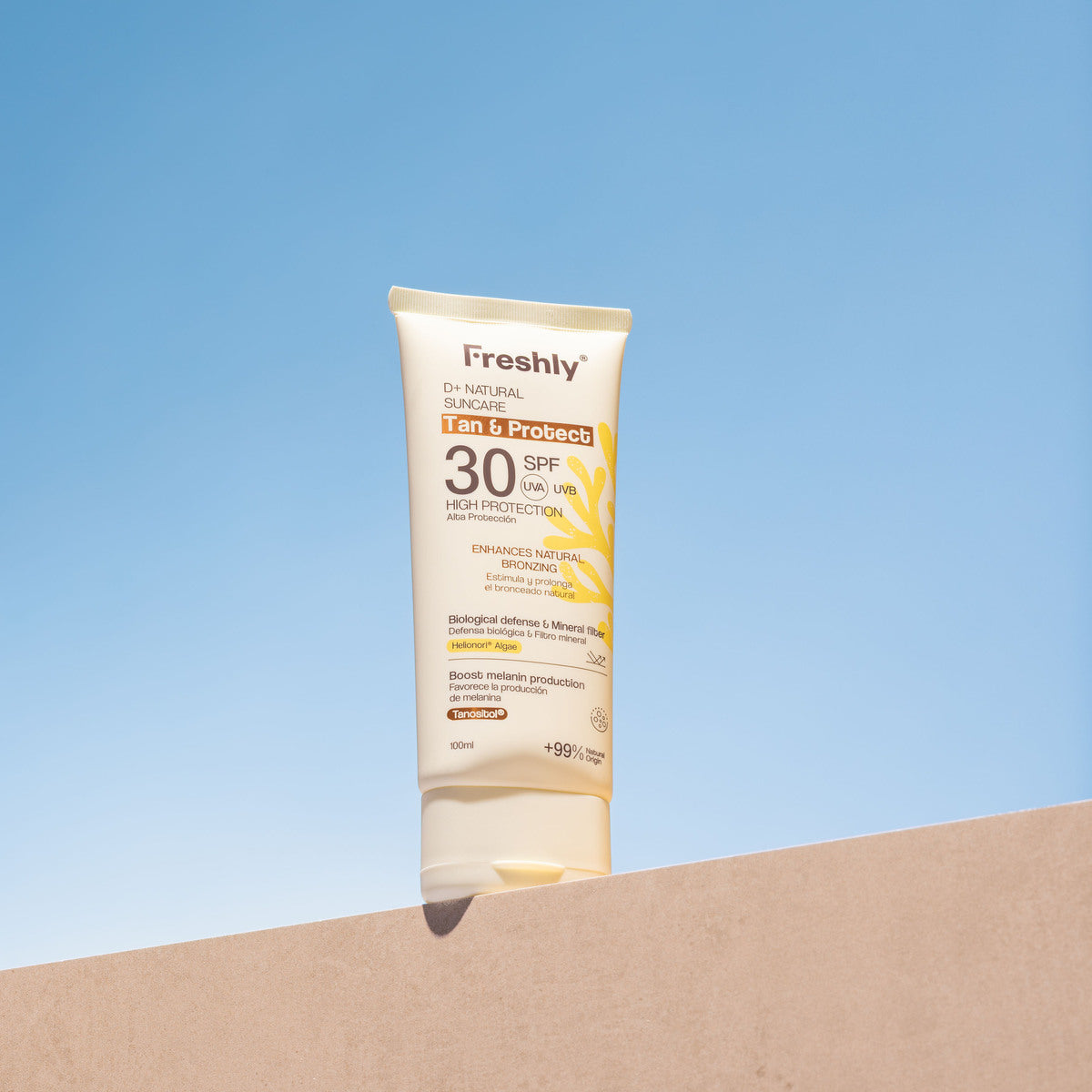D+ Natural Suncare Tan & Protect SPF30 100 ml
