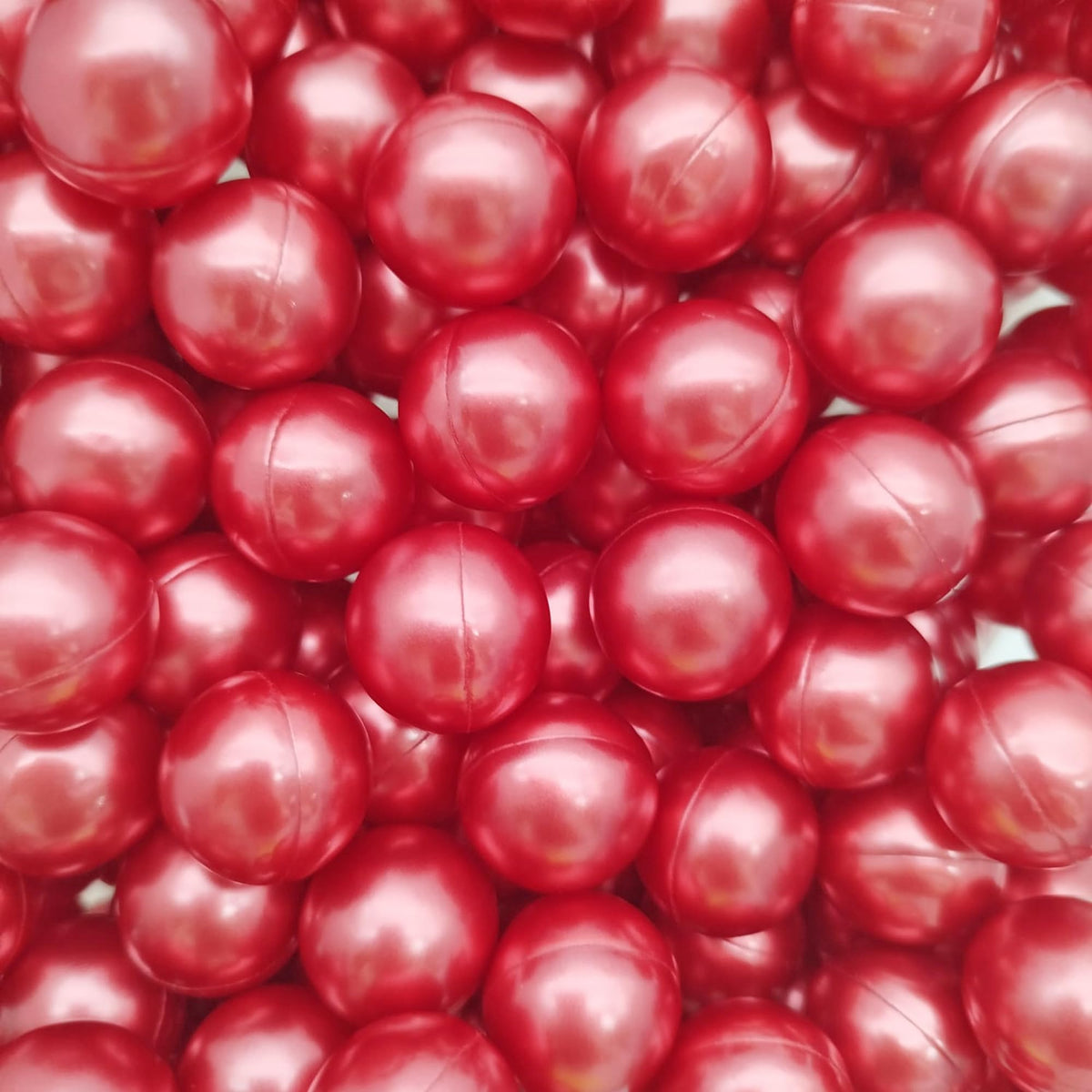 Caja Regalo 70 Perlas De Baño Con Aroma A Fresas - Con Aceite De Soja - Hidrata, Suaviza Y Perfuma La Piel - Forma Bola_2