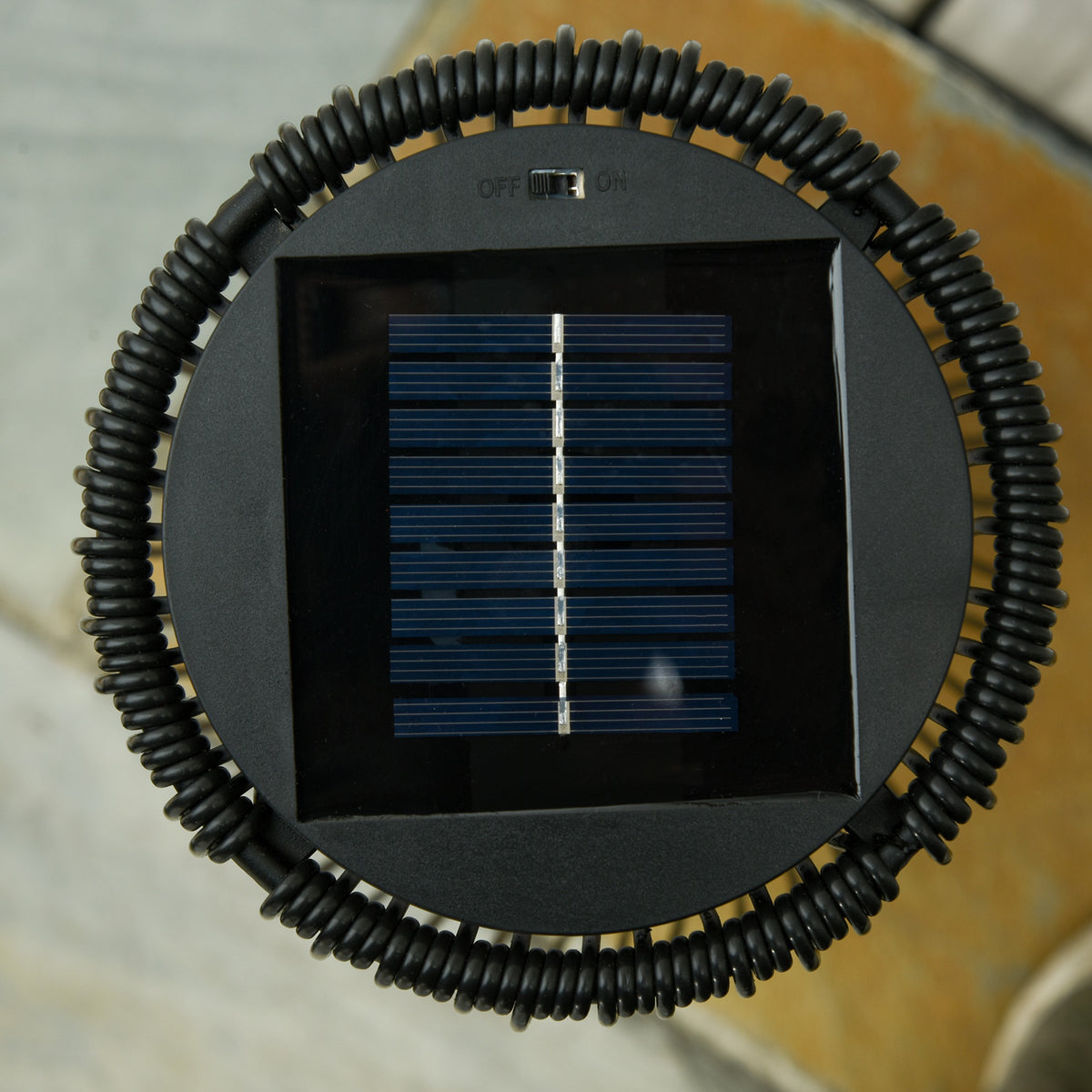 Outsunny Lámpara De Pie Ratán Energía Solar Con Control Luz Automático Negro_4