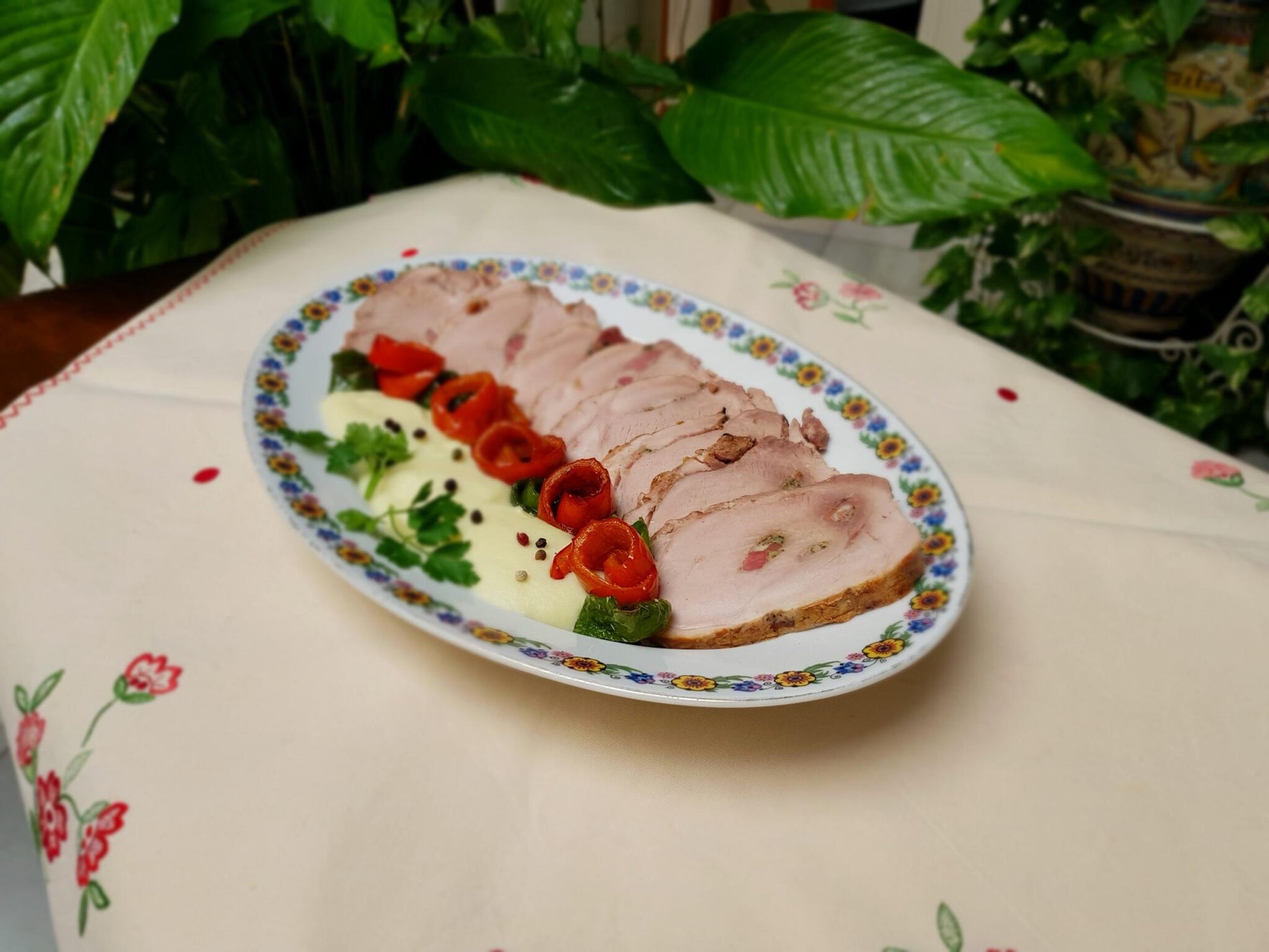 Carne Mechada Pieza Con Salsa De Cebolla Al Brandy_4