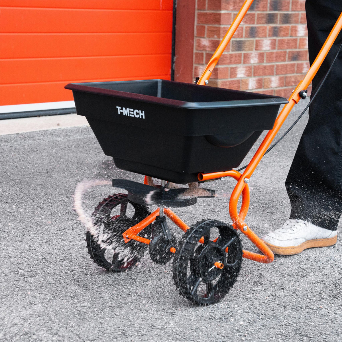 Nivelador De Césped T-mech De 50 Cm (naranja) Y Esparcidor Rotativo_3