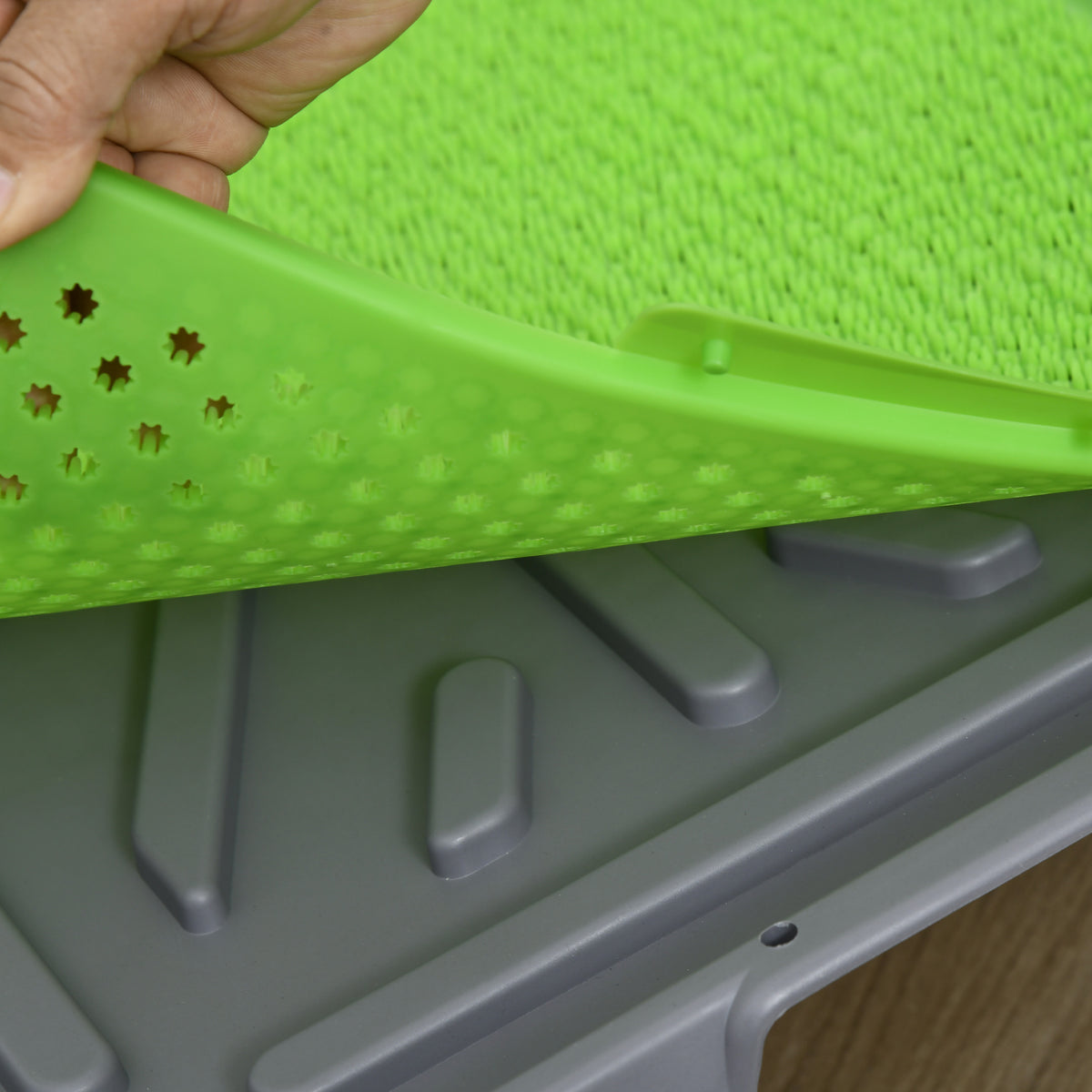 Pawhut Inodoro Para Perros Con 2 Céspedes Artificiales 67x41x3,5 Cm Verde_4