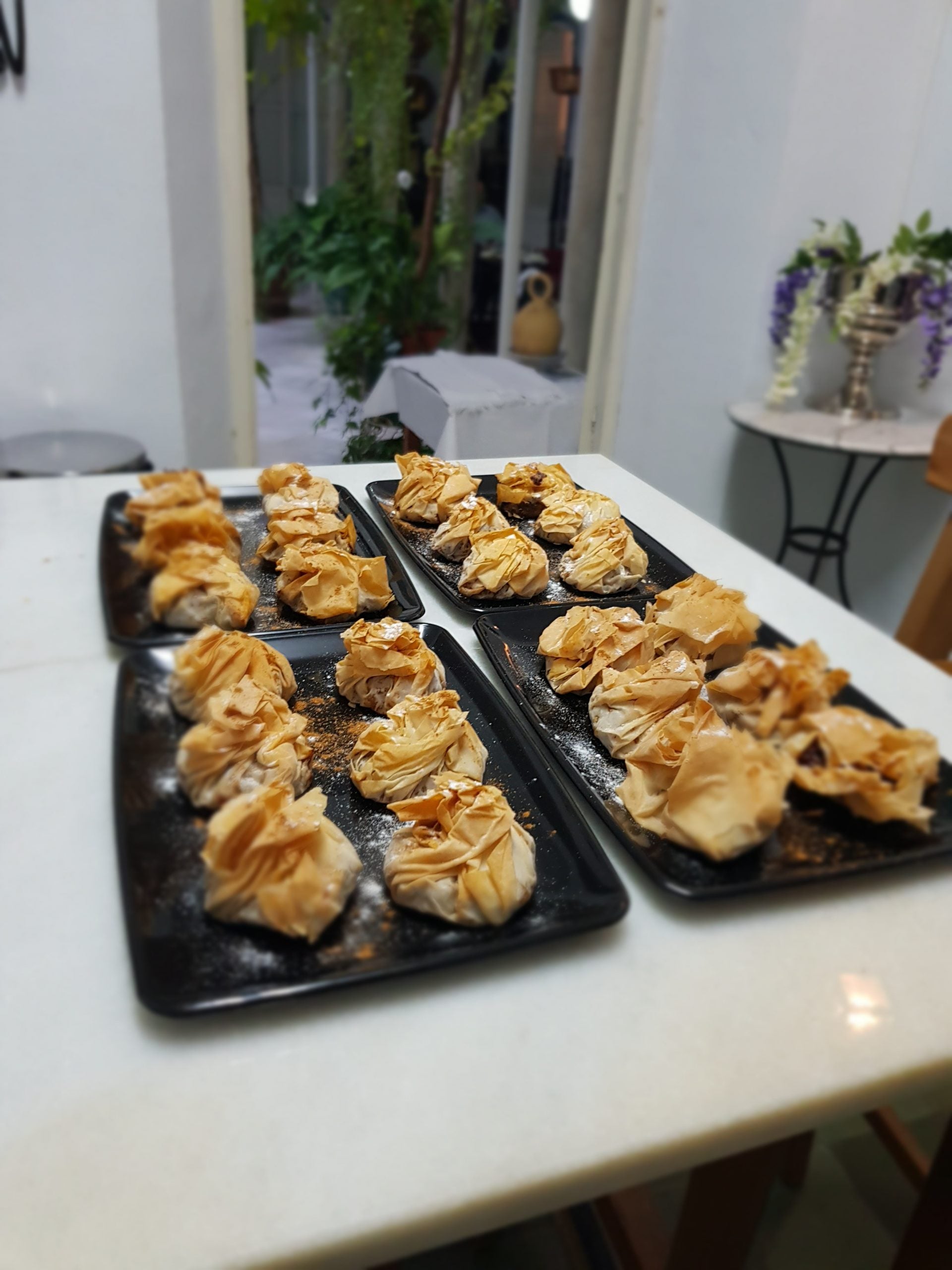 6 Pastelitos Nazaríes Con Pasas Moscatel Y Piñones Ibéricos_4