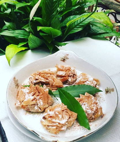 6 Pastelitos Nazaríes Con Pasas Moscatel Y Piñones Ibéricos_1