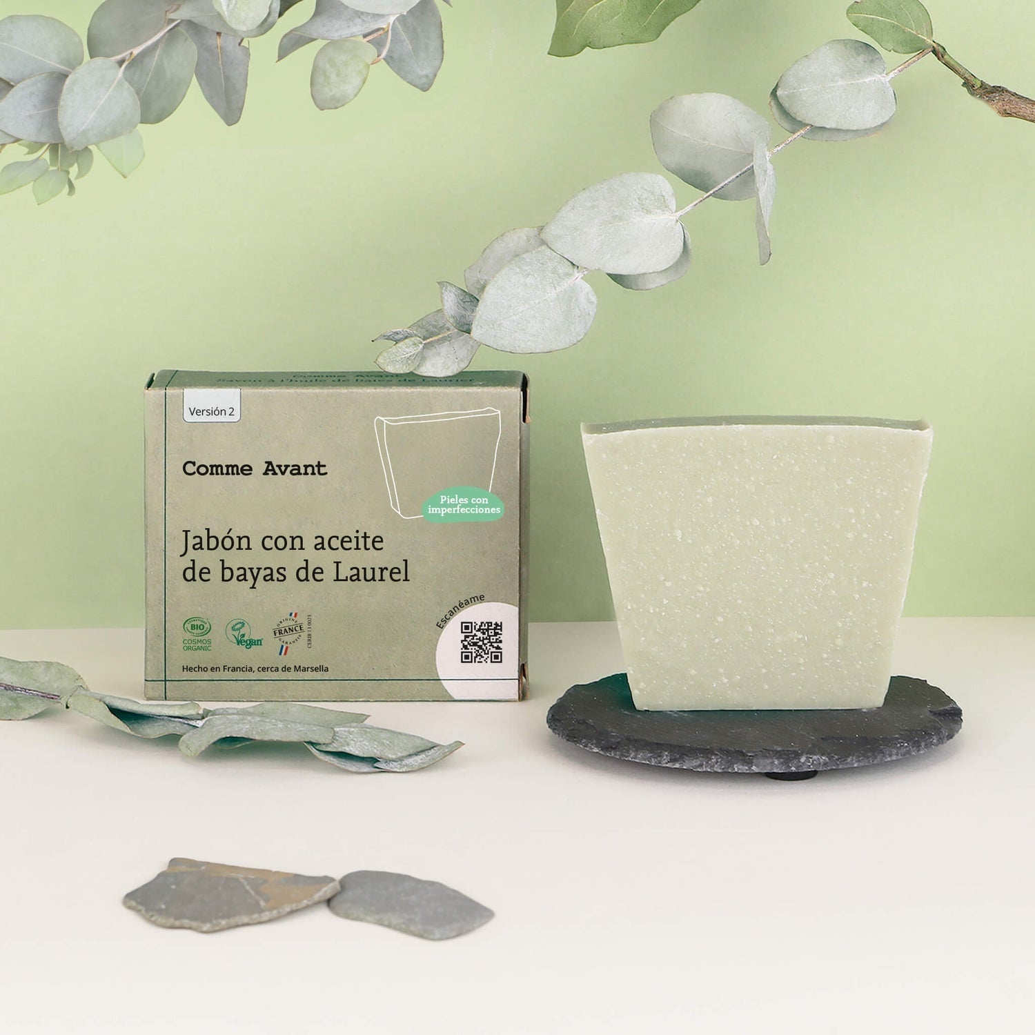 Jabón con aceite de bayas de laurel Comme Avant 100 g