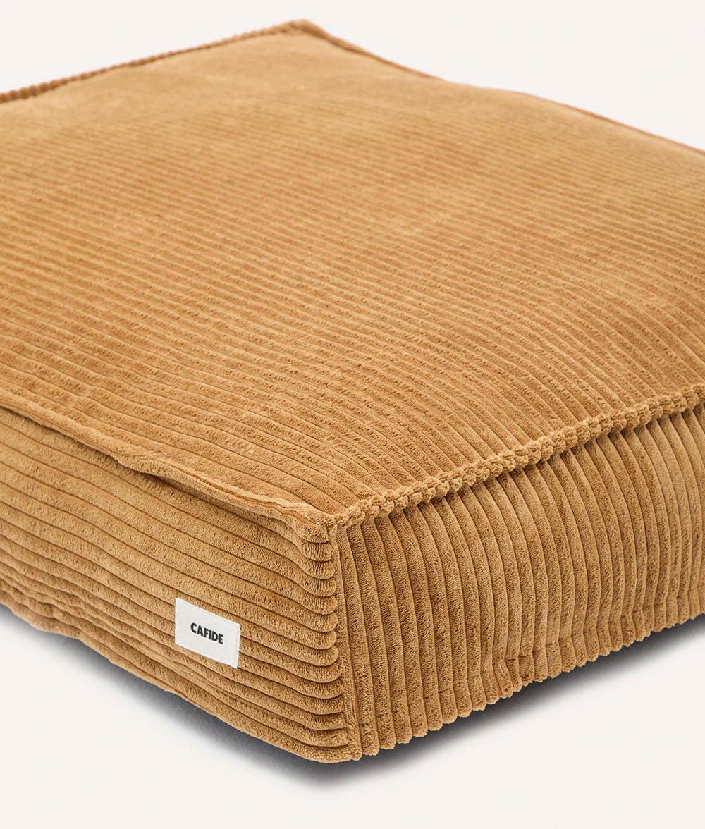 Cafide Cama De Material Reciclado Para Perro Con Tejido De Pana Mostaza. Modelo Cuadra._3